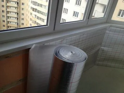 Balcon impermeabilizarea cu mâinile sub țiglă, logie interior spre exterior cu izolație ca