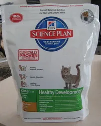 Безопасността, здравето и естествена храна за котки