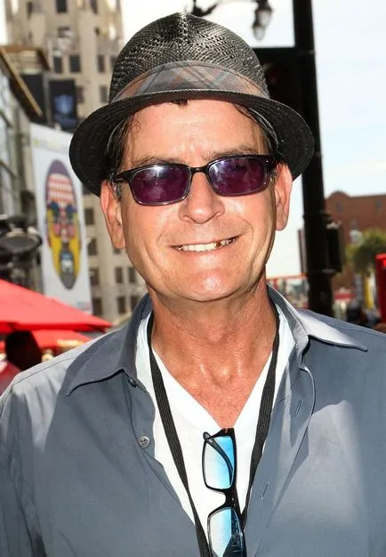 Charlie Sheen - Biografie si Familie