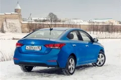 Mi jobb Renault Sandero vagy Hyundai Solaris össze költségvetési autók