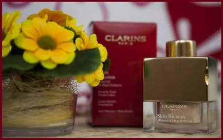 Clarins кожата илюзия любители де Teint Poudre прелет минерална пудра, която дава блясък ...