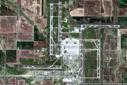 Ce a construit aeroportul din Denver