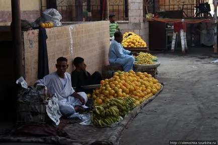 Egiptul nu trăiește numai cu pâine, sau să mănânce egipteni (Cairo, Egipt)