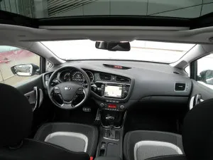 Кое е по-добре - Mazda 3 или Kia семе