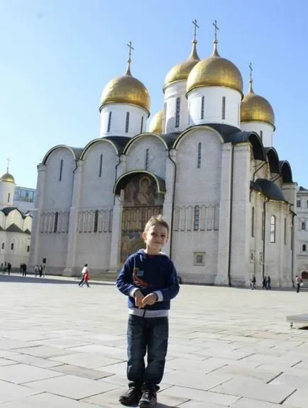 Историята на Кремъл в Москва за деца развиват самите деца