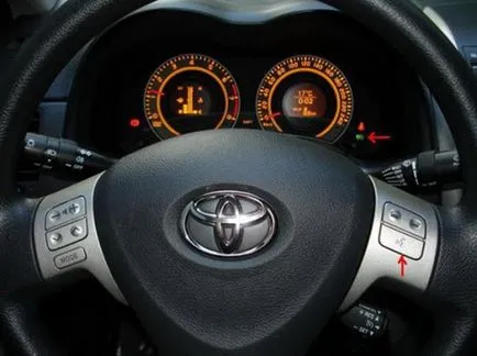 Hogyan lehet csatlakozni a gombot a kormánykeréken a rádiót Toyota Corolla