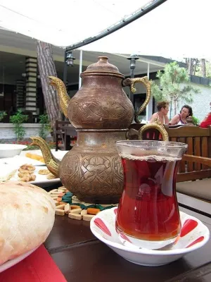 Főzni török ​​gránátalma tea előnyeit, alapanyagok kiválasztása, lépésről lépésre recept