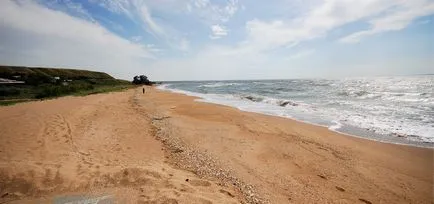 Hogyan válasszuk ki a strand, kavicsos vagy homokos strandok a krími Pantikapaion