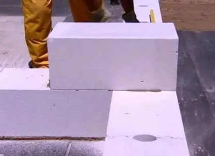 perete de zidărie din blocuri de beton celular