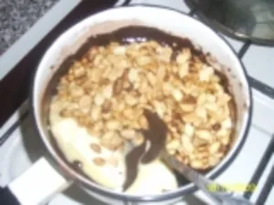 Csokoládék la Snickers (nem kötelező) recept fotókkal