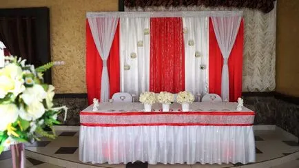 Червената сватбена украса и ритуална зала сватба в колоната на червено - всичко за svadbalist