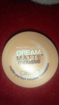 Cream mousse származó Maybelline álom matt mousse