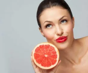 Ulei de grapefruit pentru rețete de aplicare faciale