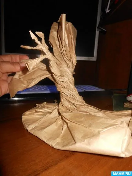Master class cu privire la proiectarea de hârtie „copac miracol“