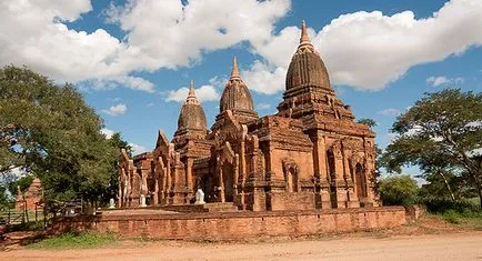 A szerzetesek a pagoda templomok burmai Theravada buddhizmus