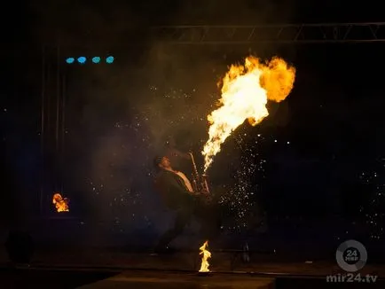 Kis tűz egy Poing és tűz-show