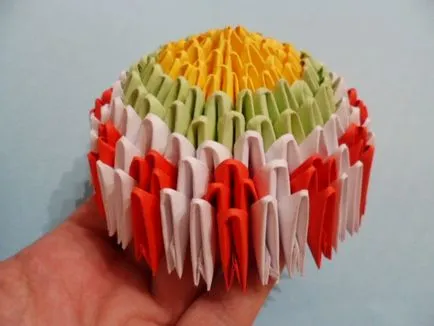 Origami tojás (lépésről lépésre)