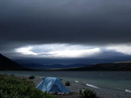 Lacul este știucă mare în Urali Polar