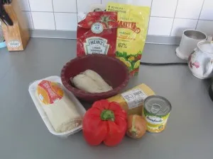 Pizza cu carne de pui și legume pe un foetaj, în 1001 ideea - idei interesante și neobișnuite pentru fiecare zi