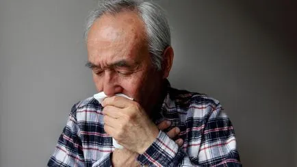 Pneumonia az idősek a tünetek, okok, kezelés