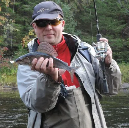Риболовът на липан на малки реки, справяне за улов на липан през лятото и есента