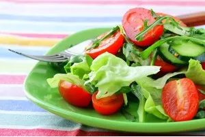 Saláta uborka és paradicsom