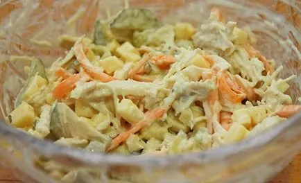 Saláta „ravasz” koreai sárgarépa és a csirke receptek, ls