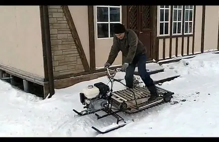Homemade mini snowmobilul - etapele de producție video a fotografiei