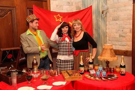 Nunta in stil sovietic re-crea era singur cu