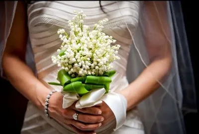 Semne de nuntă și superstiții flori și cadouri, lume festive