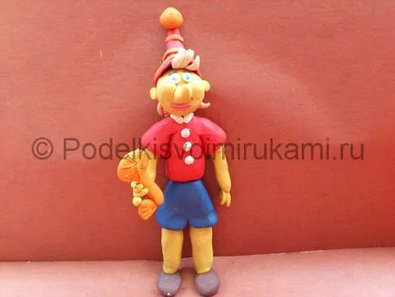 Пинокио ​​направен от пластелин
