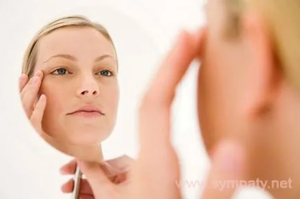 Curățarea feței în salon, care se va confrunta cu proceduri în ordine