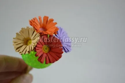 copac flori în tehnici de Quilling