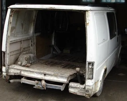 Ford Transit de reparații organism propriile lor mâini