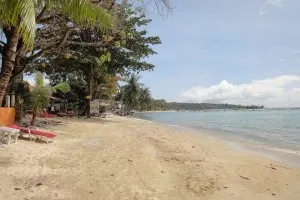 În cazul în care mai bine să se relaxeze în Phuket sau Samui, selectați o stațiune