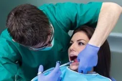 Cum de a trata cariile între dinți