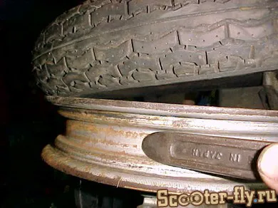 Cum de a schimba un pneu pe un scuter - magazin scuter-fly