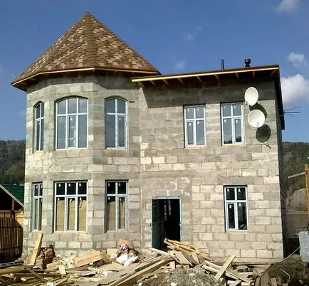 Hogyan építsünk egy házat polisztirolból kezüket - fotó és videó