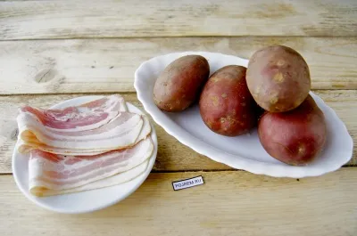 Burgonya szalonnával a sütőben - lépésről lépésre recept, hogyan kell főzni fotókkal