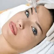Implanturile faciale (obraji și implanturi bărbie)