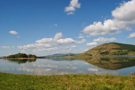 Lacul Aushkul și aushtau de munte - Ural nostru