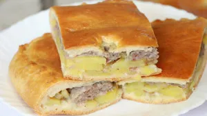 Pite hús és a burgonya a sütőben - egy igazi kulináris remekmű