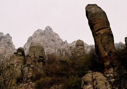 Cele mai frumoase locuri din Crimeea, care merită văzut, consiliile femeilor