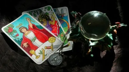 Interpretarea de vis visat de cărți de tarot într-un vis ce visează cărți de tarot