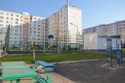 moderne de sport și loc de joacă fiind construit în zona de nord