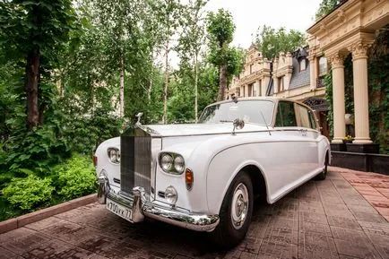 Esküvő, bérleti díj (bérleti) Rolls Royce Phantom és egy szellem sofőrrel