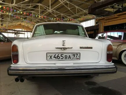 Nunta, chirie (leasing) Rolls Royce Phantom și o fantomă cu un șofer