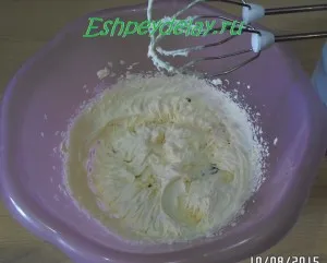 Cake szívében öntött - a recept egy fotó