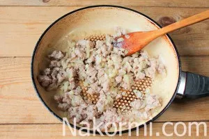 Gombóc burgonyával és darált choux tészta recept egy fotó