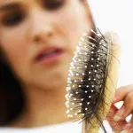 Загубата на коса поради намален имунитет, проблеми с косата